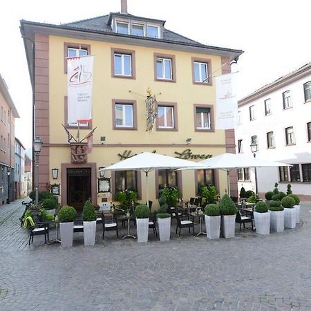 Land-Gut Hotel Zum Loewen Garni Марктхайденфельд Экстерьер фото