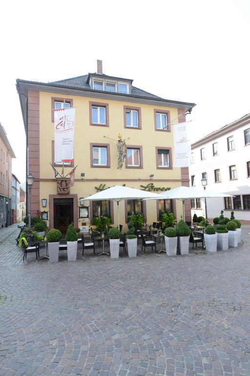 Land-Gut Hotel Zum Loewen Garni Марктхайденфельд Экстерьер фото